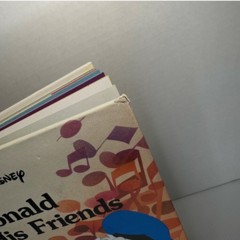 Walt Disney Donald and His Friends Oversized Hardcover Classic Series 1988 RARE - Picture 5 of 13